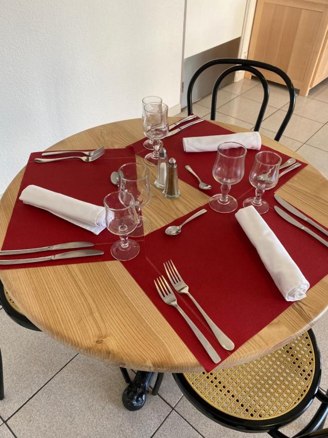 Hotel Restaurant Olympe Екс ан Прованс Екстериор снимка